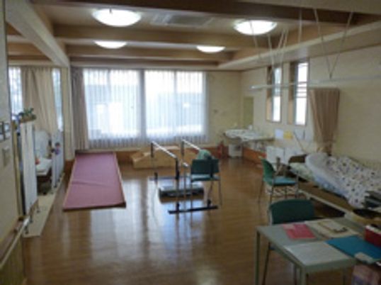 自然光が入る機能訓練室