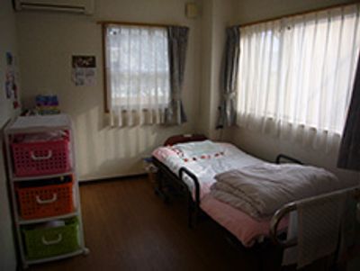 明るい居室  