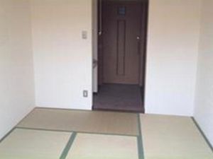 清潔な和室の一室