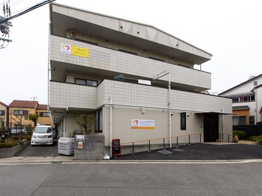 快適な外観の施設