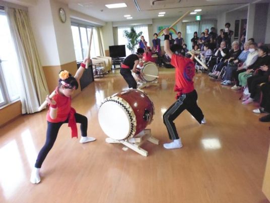 和太鼓演奏のイベント風景