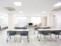 明るい多目的室