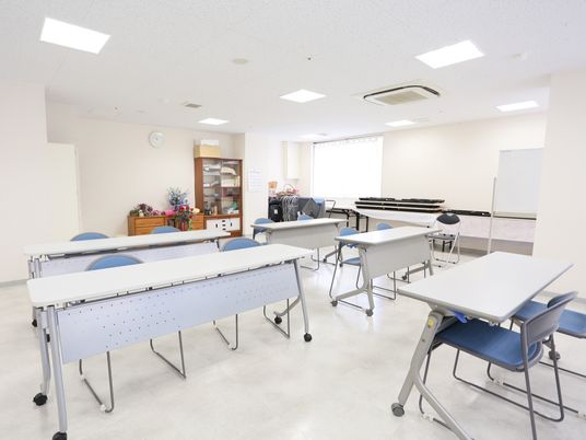 明るい機能訓練室