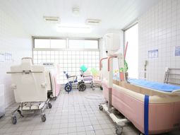 清潔な浴室設備
