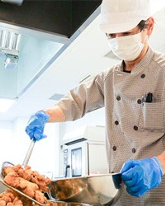調理中の様子キッチン  