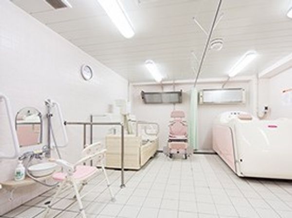 清潔な浴室設備