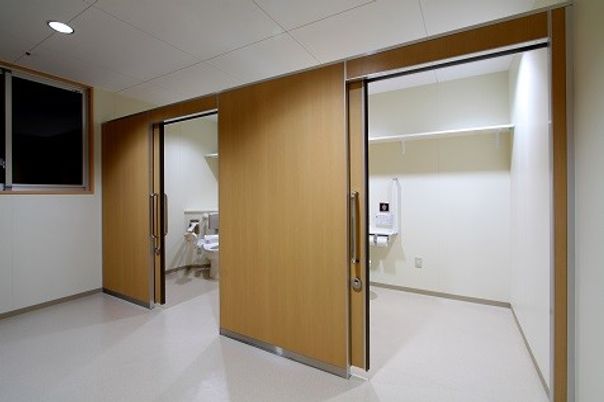 清潔な空間のトイレ