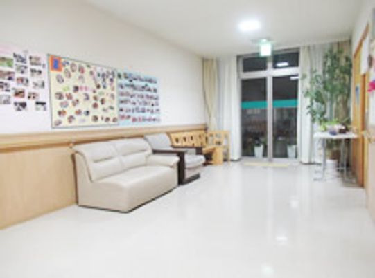 静かなラウンジスペース  