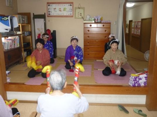 和室でのレクリエーション