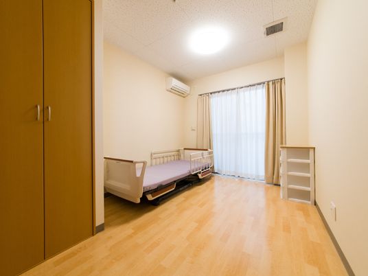 居室の清潔な広々空間