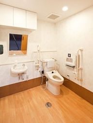 清潔なトイレ設備