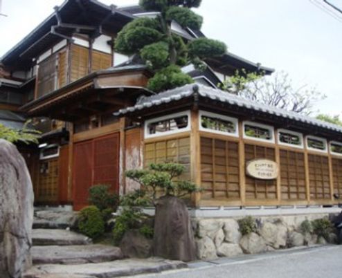 落ち着いた外観