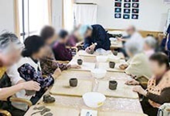 陶芸活動の様子