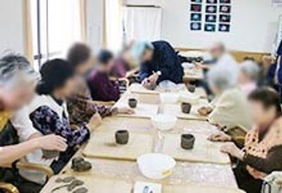 陶芸活動の様子