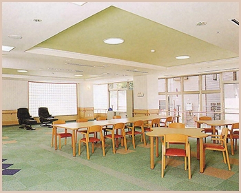 介護老人保健施設 ケアホームすばるの外観