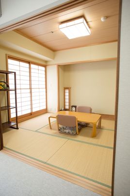 和風の落ち着いた和室