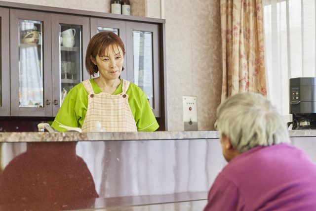 スタッフと利用者の会話
