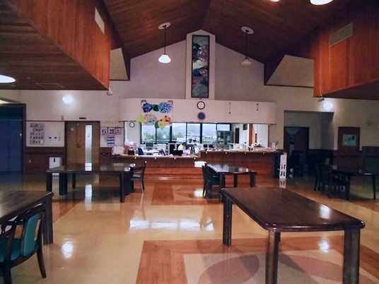 広々とした食堂