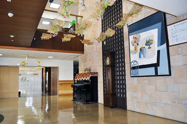 広々とした廊下