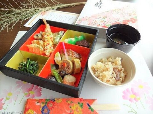 彩り豊かなお弁当