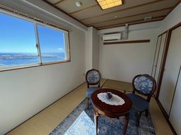 和室の清潔な居室