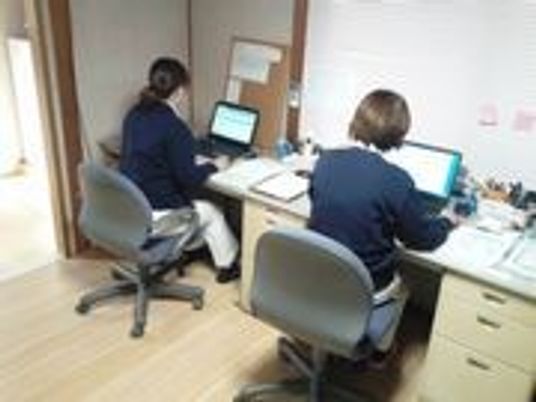 スタッフの仕事風景