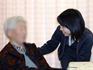 親しげな交流の様子