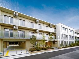 清潔感あふれる建物外観