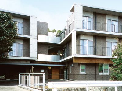 明るいモダンな外観