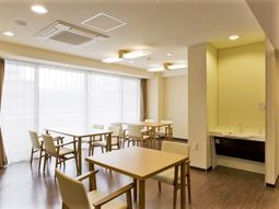 明るいダイニングスペース