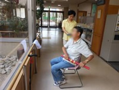 自然光あふれる廊下