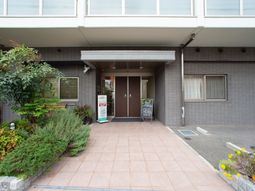 清潔感のあるエントランス