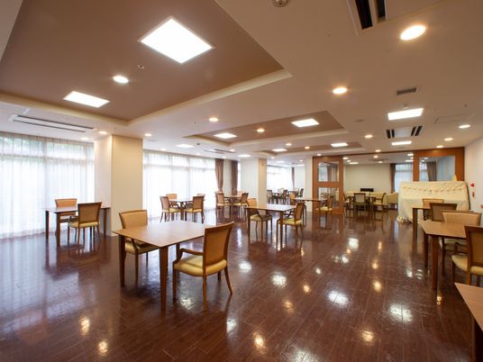 広々としたダイニング