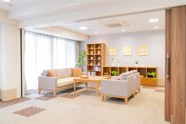 リラックスできる共有ラウンジ