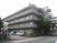 四階建ての大きな建物