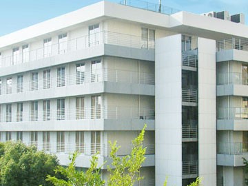 介護老人保健施設 名谷すみれ苑の外観