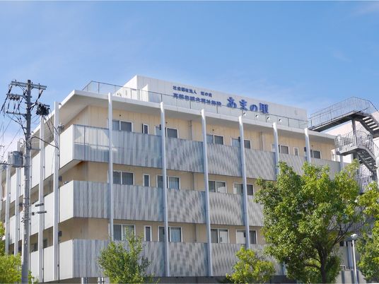 外観の建物正面  