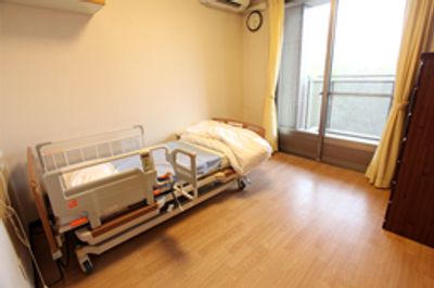 ベッドのある居室