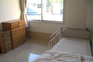 日差しが差し込む居室
