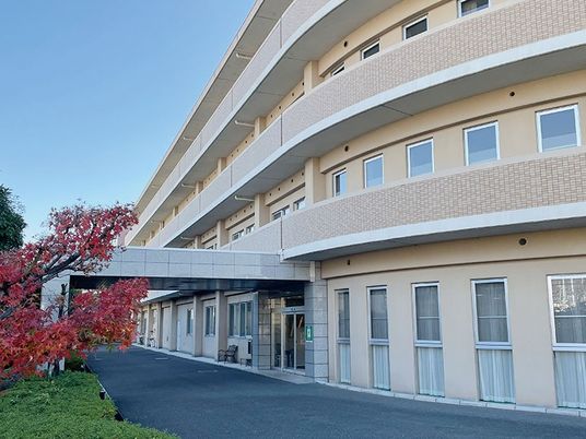 外観の建物正面  