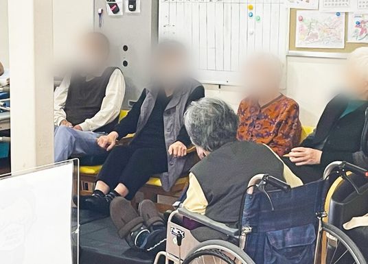 交流する利用者たち
