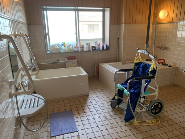 ゆったりした入浴スペース