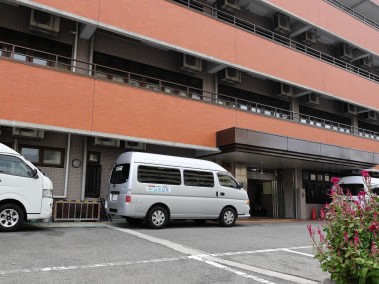 介護老人保健施設 神戸日の出苑の外観