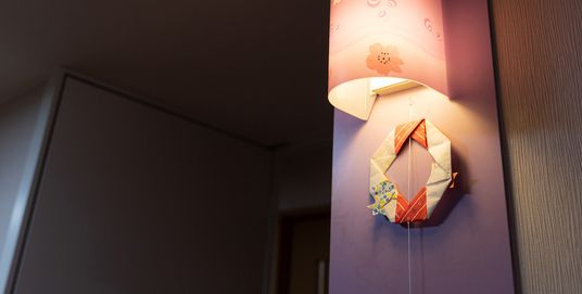 飾りのある廊下