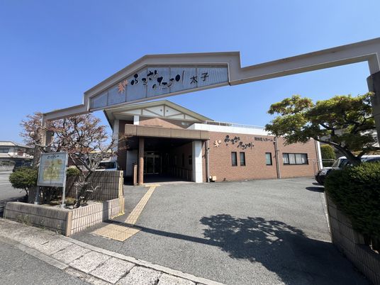 入り口の外観