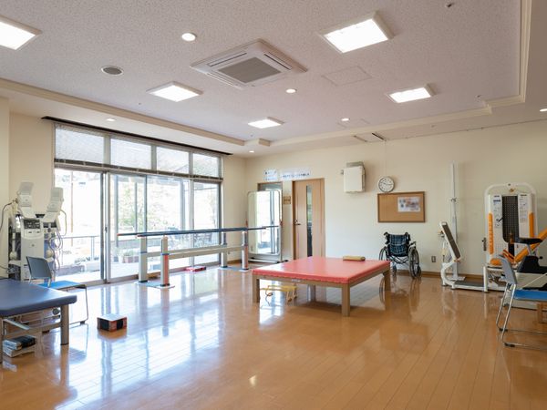 明るい機能訓練室