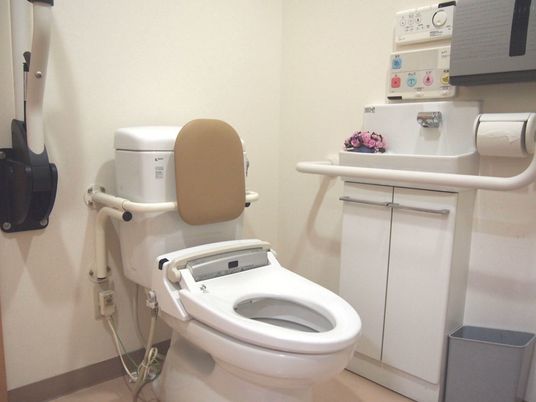 多機能トイレ設備
