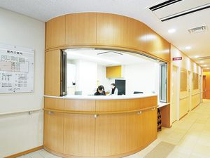 明るく機能的なエントランス