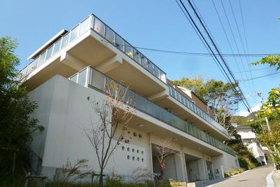 外観の建物正面