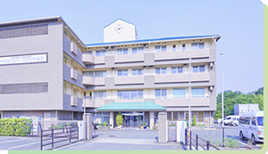広々とした施設外観